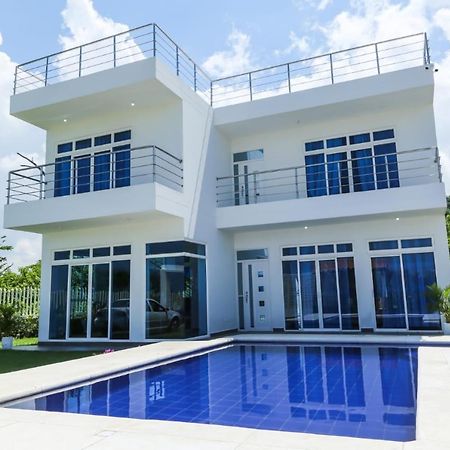 Casa Blanca Malibu Aparthotel Santa Verónica Exterior foto